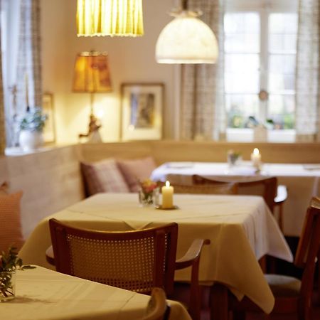 Hotel Gasthof Zu Den Linden Oberhundem ภายนอก รูปภาพ